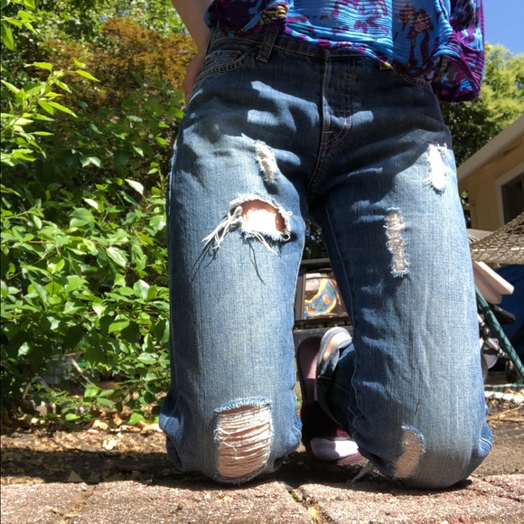 H & M Ripped Boyfriend Jeans - Picture 8 of 8